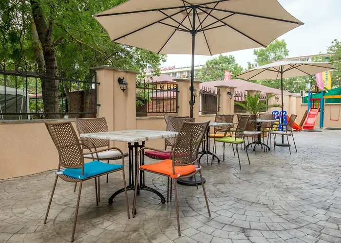 Guest house екстаси