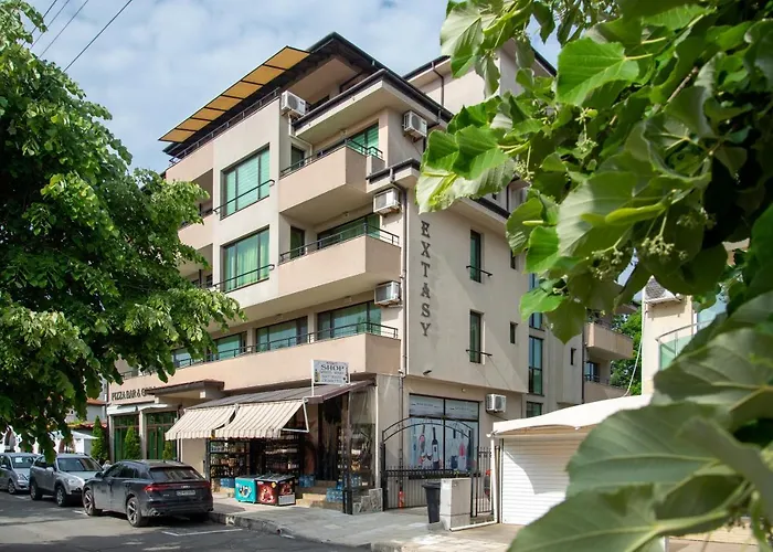 Guest house екстаси 3*